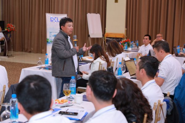 DCL tổ chức SALES KICKOFF – 2021 với chủ đề “Giải phóng tiềm năng của bạn”