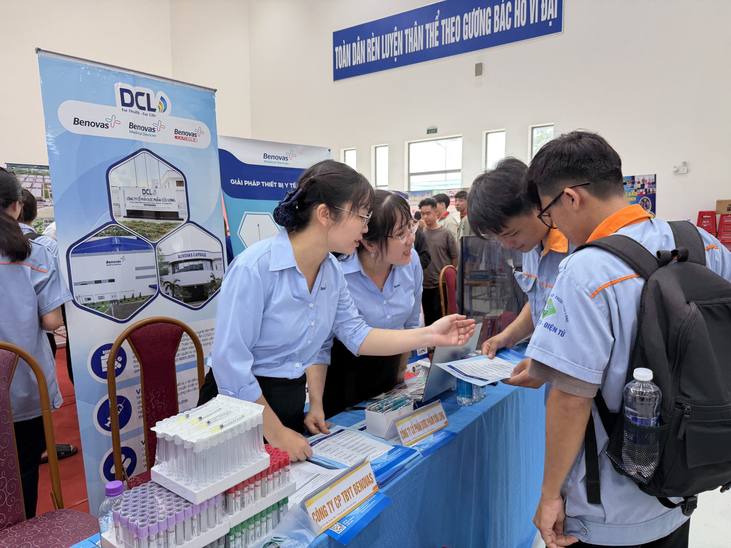 DCL và BMD kết nối nguồn nhân lực trẻ tại Ngày hội việc làm 2026
